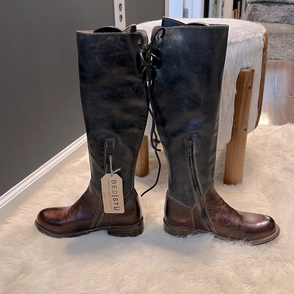 NWT boots - Picture 3 of 7